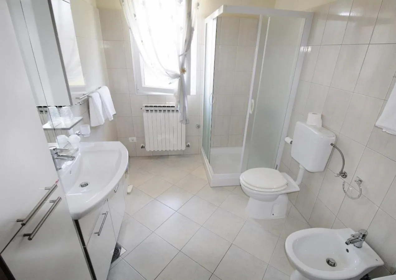 Apartment Orietta Savudrija 0*,