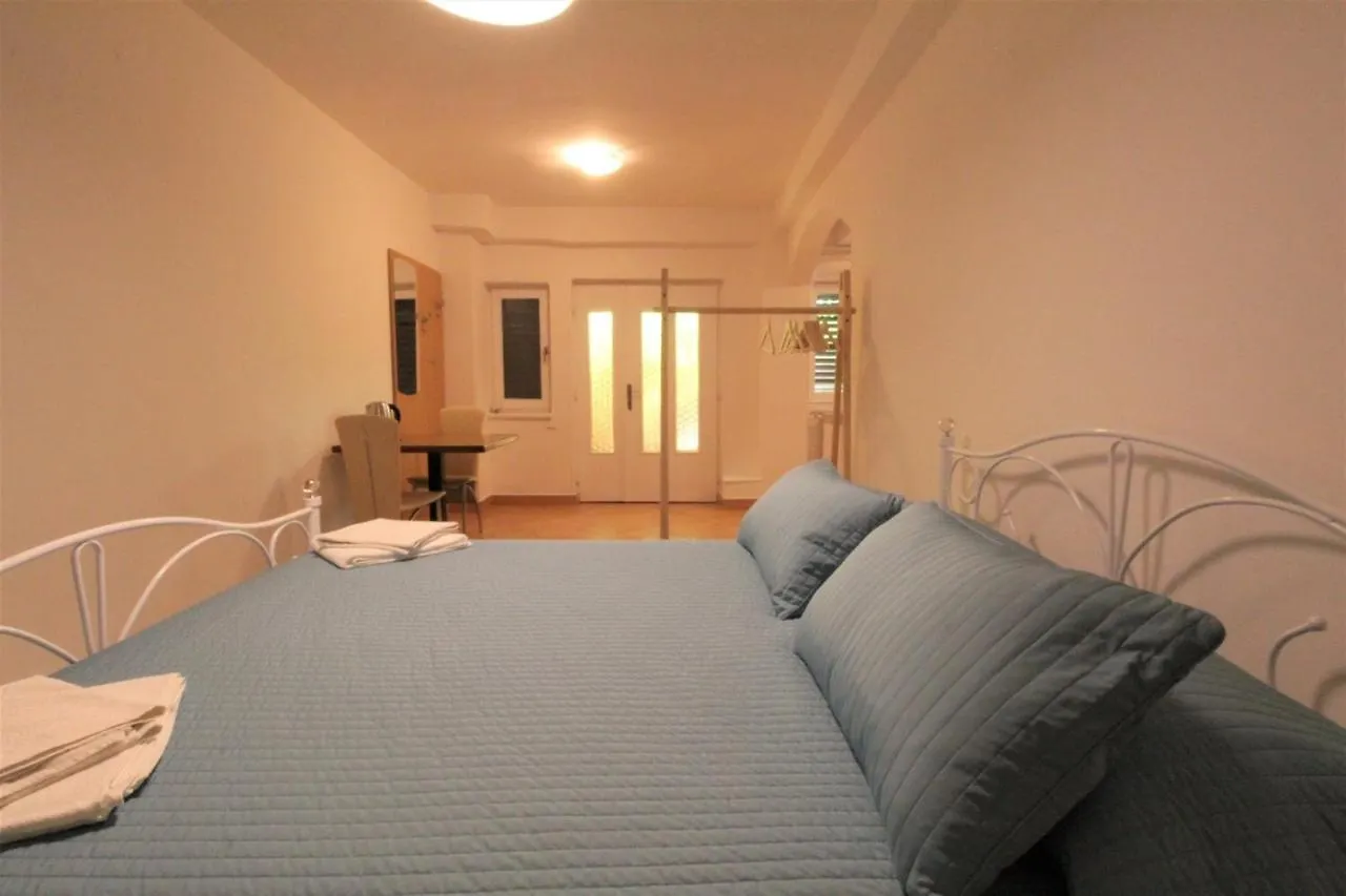 Guest house Apartment Orietta Savudrija