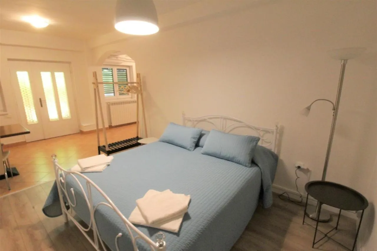 Guest house Apartment Orietta Savudrija